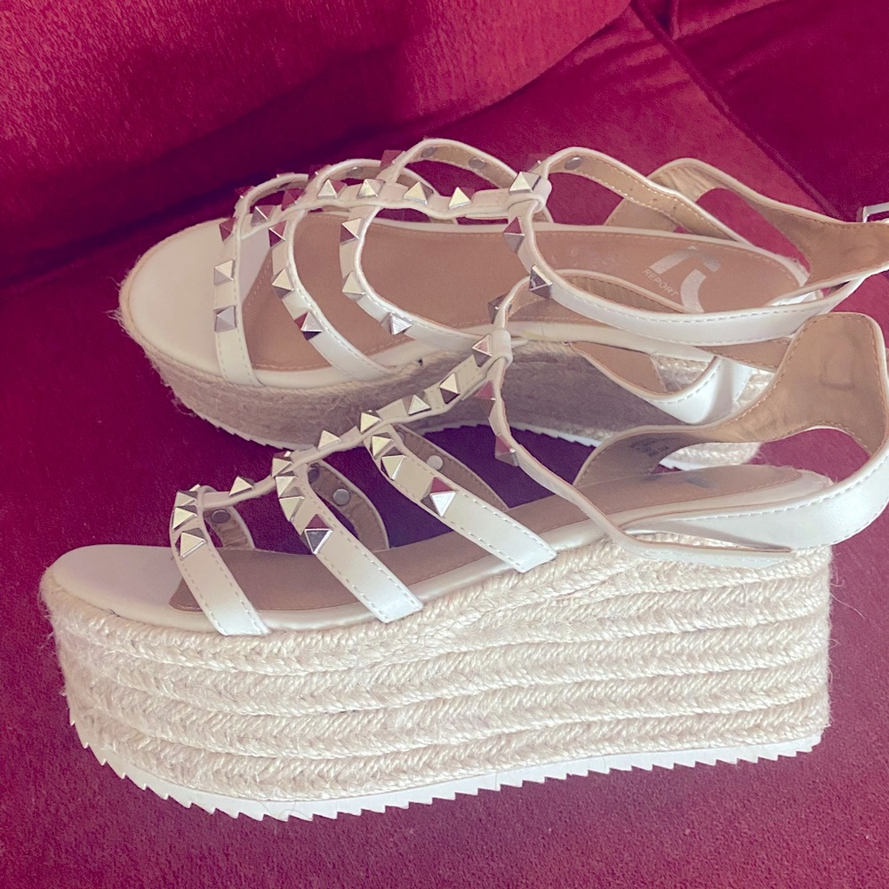 Platform wedges